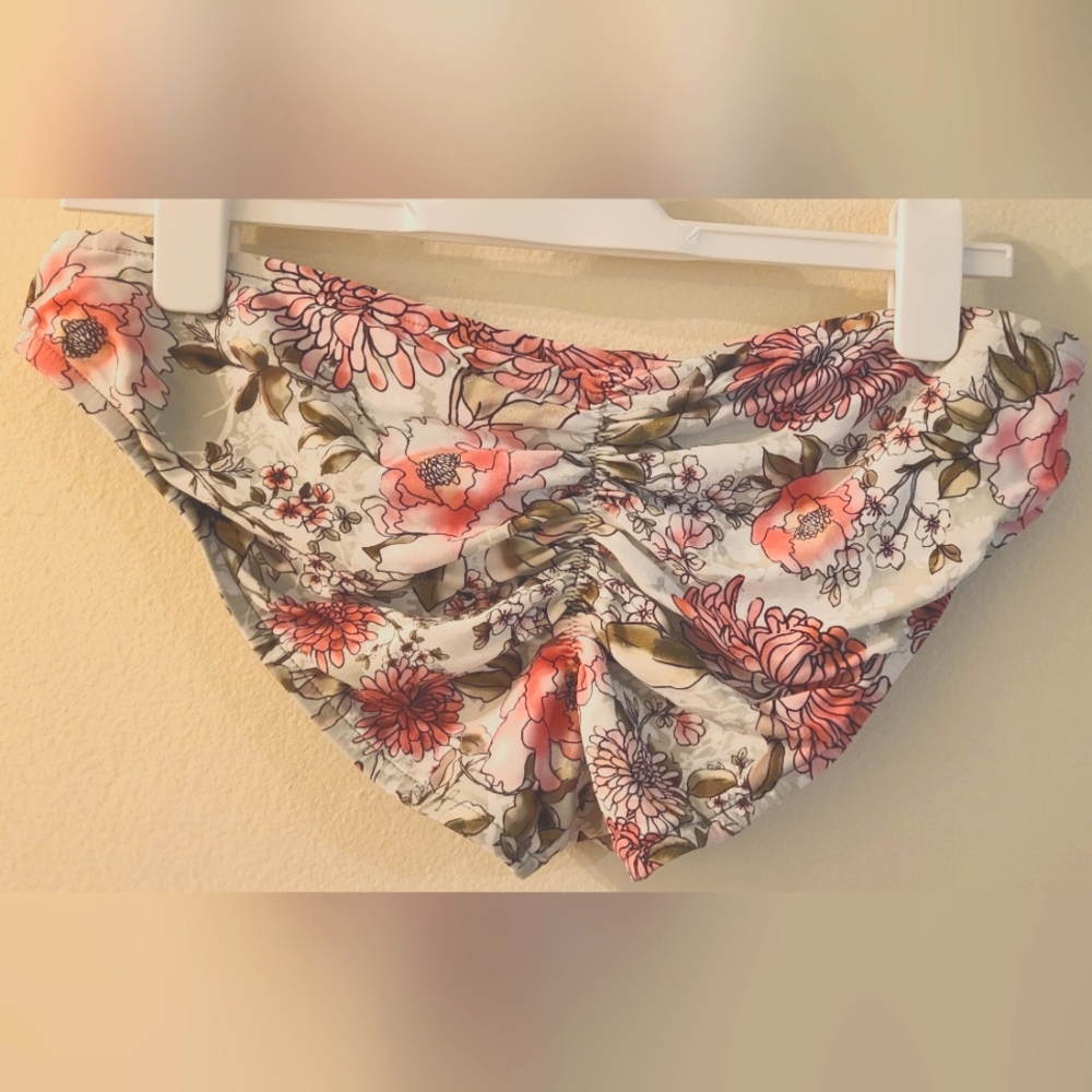 Mossimo Supply Co. Floral Bikini Bottom In Pink and Green (Size L) - Picture 3 of 11